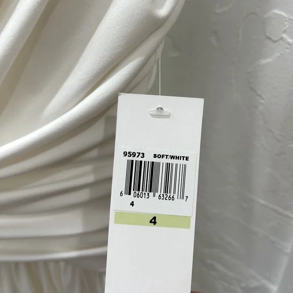 🤍3xHP🤍 Gorgeous White Cocktail Dress - Picture 13 of 16